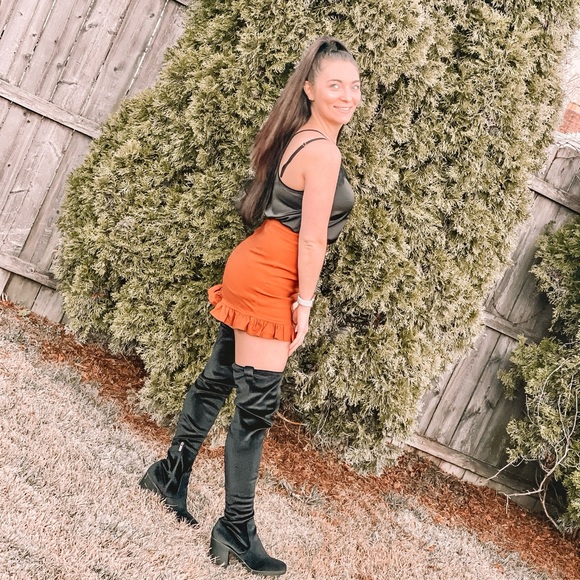 Rust Orange Ruffle Button-Front Skirt - Picture 6 of 6